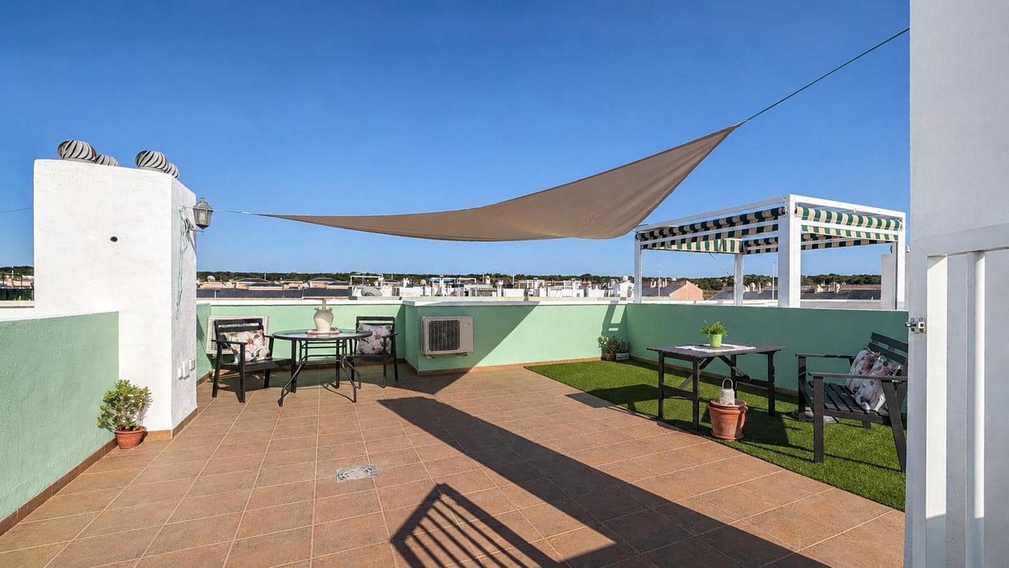 2 soveværelse Villa til salg i Gran Alacant med swimmingpool garage - € 215.000 (Ref: 9723860)
