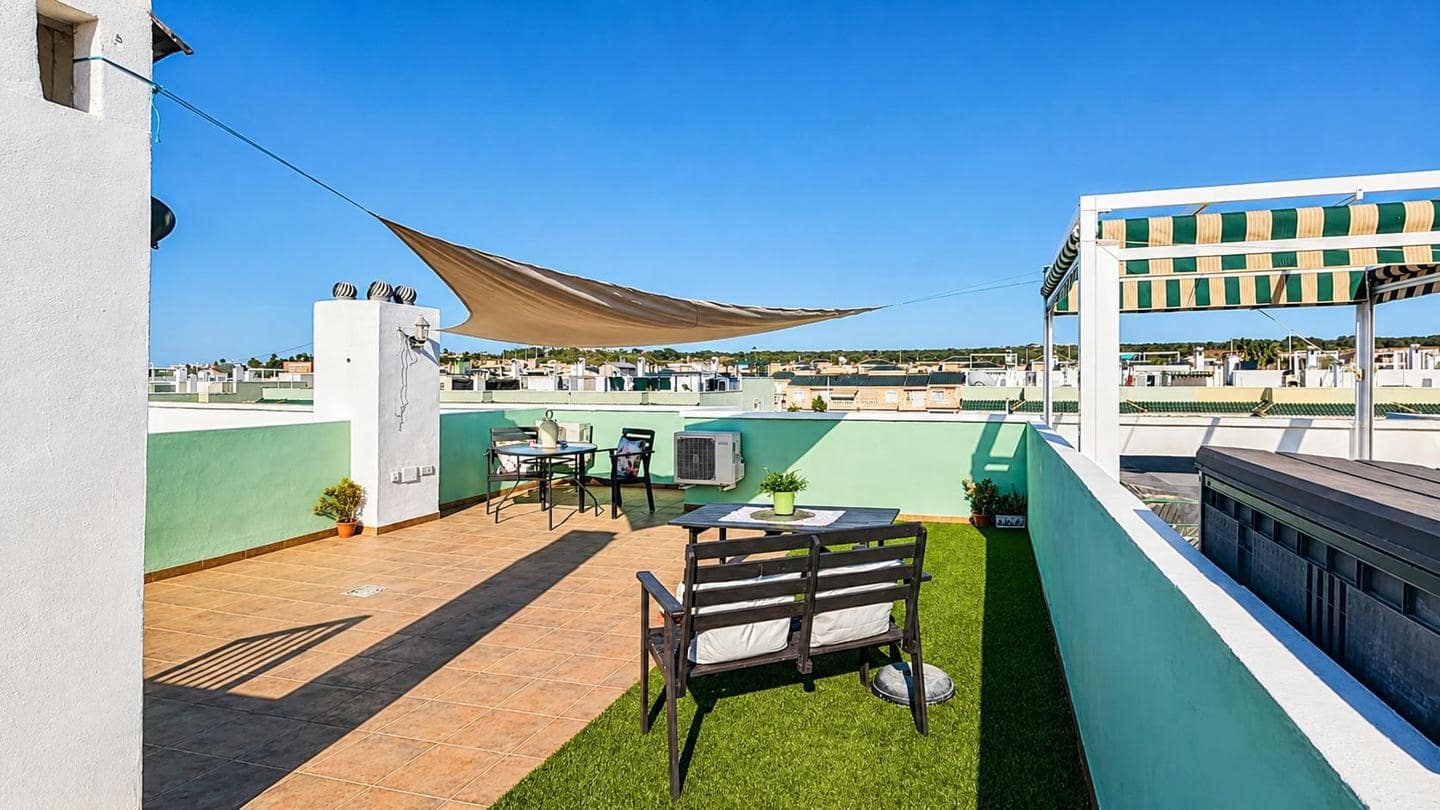 2 soveværelse Villa til salg i Gran Alacant med swimmingpool garage - € 215.000 (Ref: 9723860)