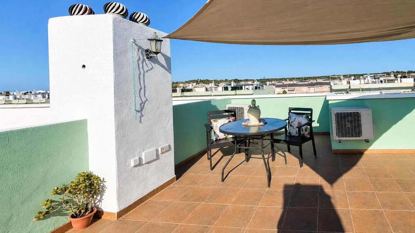 2 soveværelse Villa til salg i Gran Alacant med swimmingpool garage - € 215.000 (Ref: 9723860)