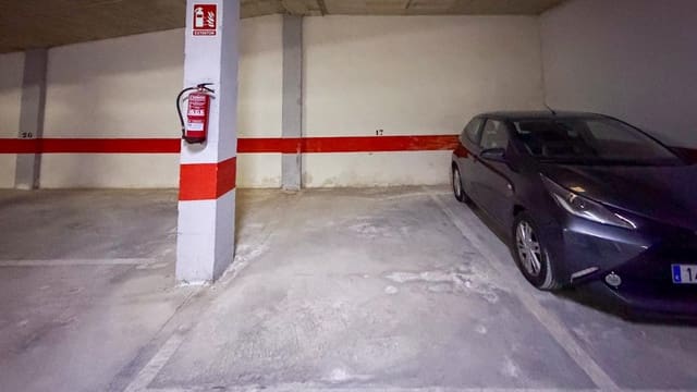 Garage for sale in Puerto Deportivo, Guardamar del Segura - € 8,900 (Ref: 9733916)