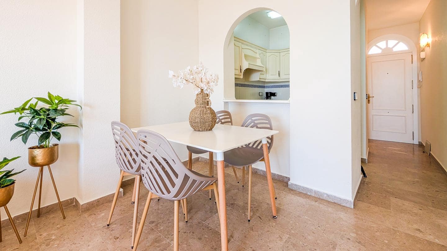 2 bedroom Flat for sale in Santa Pola with garage - € 320,000 (Ref: 9739263)