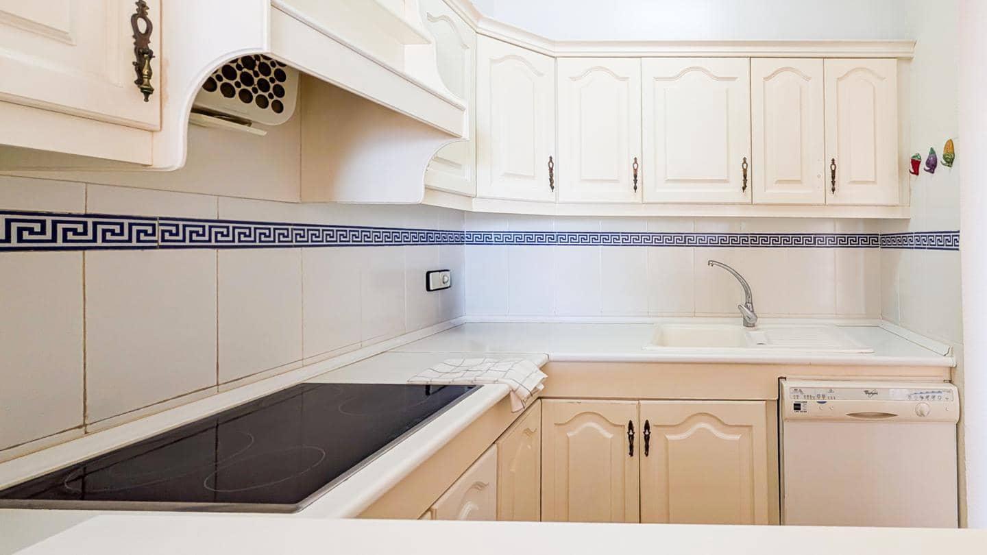 2 bedroom Flat for sale in Santa Pola with garage - € 320,000 (Ref: 9739263)