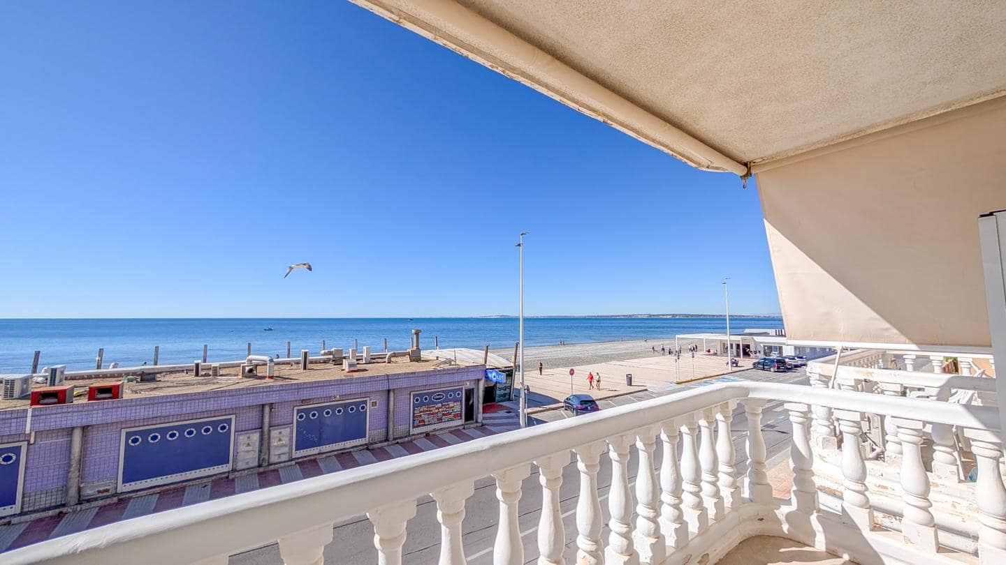 2 bedroom Flat for sale in Santa Pola with garage - € 320,000 (Ref: 9739263)