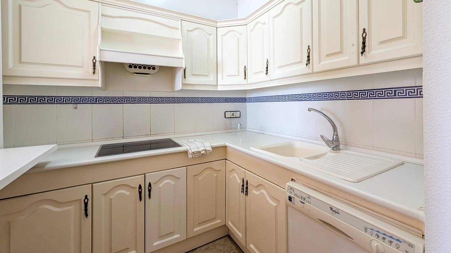 2 bedroom Flat for sale in Santa Pola with garage - € 320,000 (Ref: 9739263)