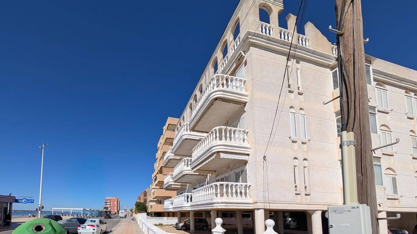 2 bedroom Flat for sale in Santa Pola with garage - € 320,000 (Ref: 9739263)