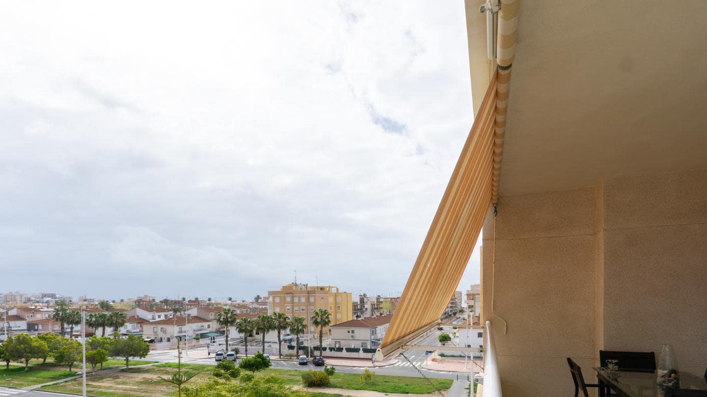 2 bedroom Flat for sale in Santa Pola - € 195,000 (Ref: 9739264)