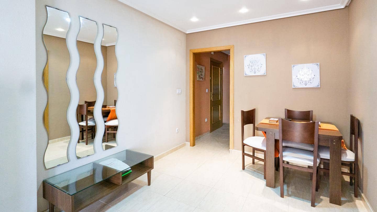 2 bedroom Flat for sale in Santa Pola - € 195,000 (Ref: 9739264)