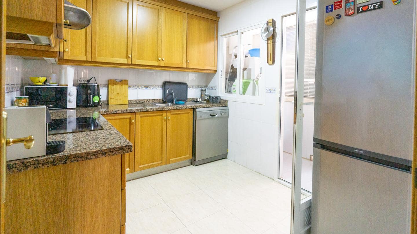 2 bedroom Flat for sale in Santa Pola - € 195,000 (Ref: 9739264)