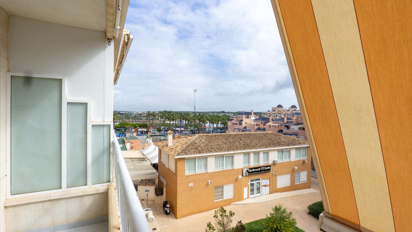 2 bedroom Flat for sale in Santa Pola - € 195,000 (Ref: 9739264)