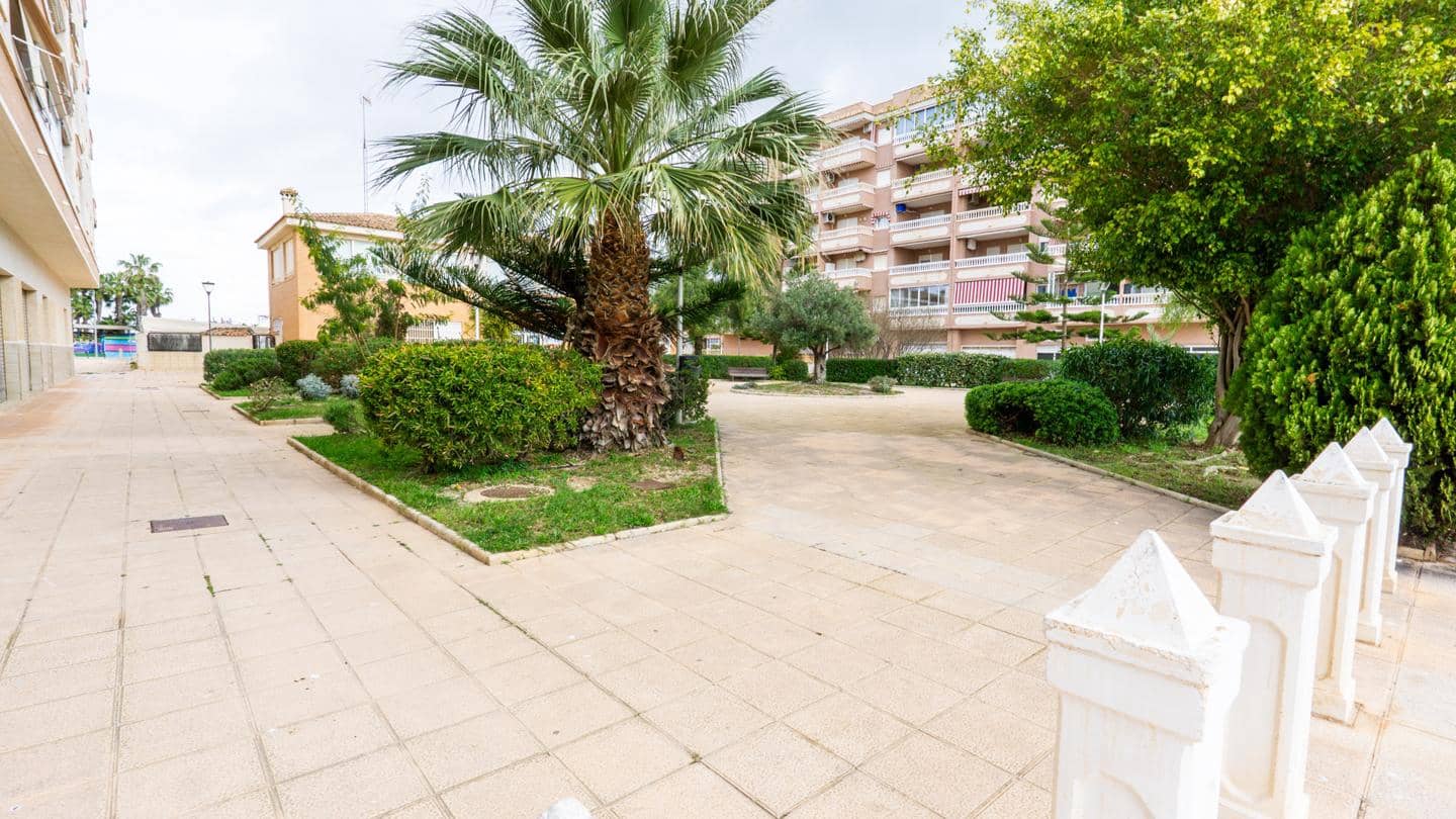 2 bedroom Flat for sale in Santa Pola - € 195,000 (Ref: 9739264)