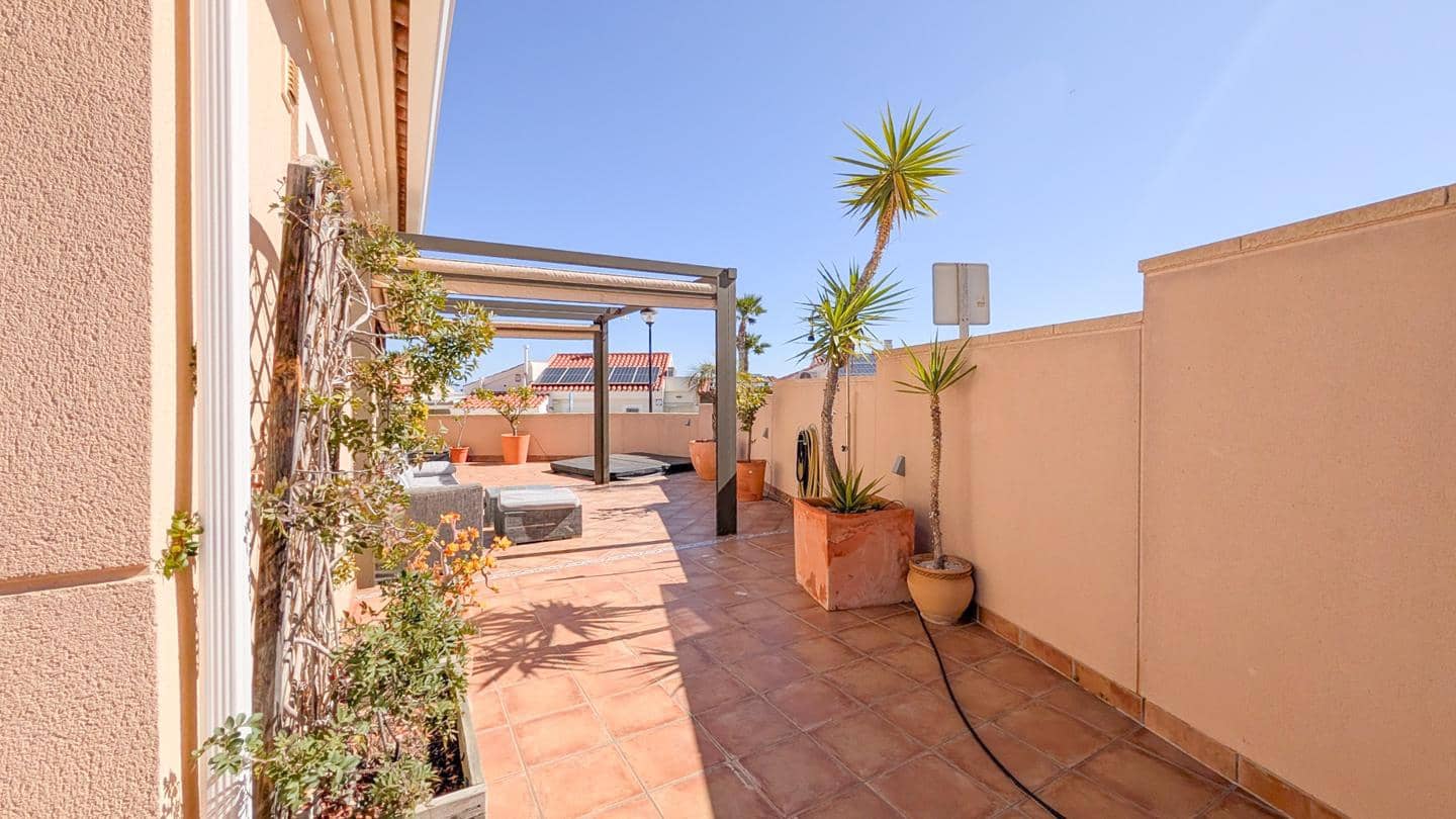 2 sypialnia Willa na sprzedaż w Gran Alacant z basenem - 439 000 € (Ref: 9750917)