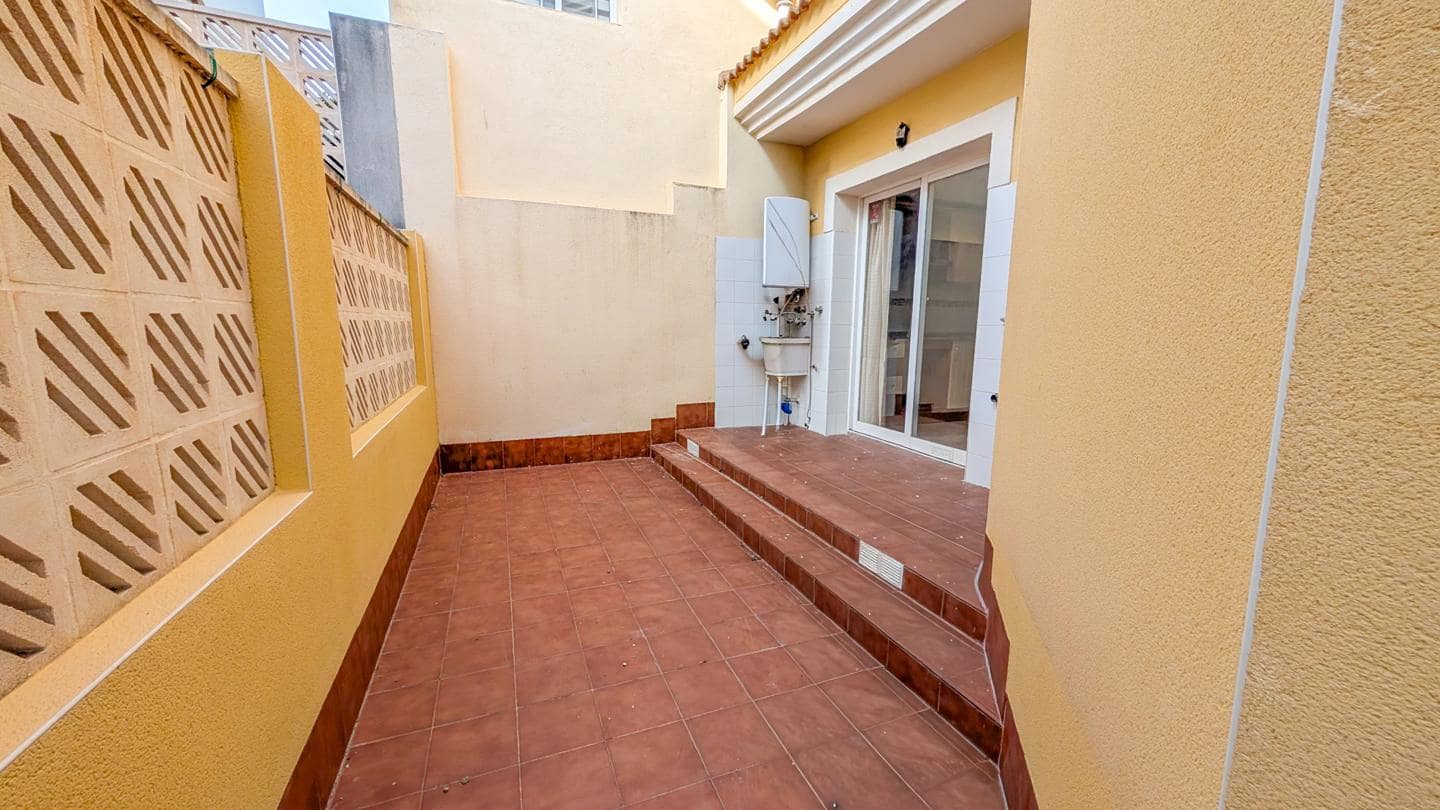 2 sypialnia Willa na sprzedaż w Gran Alacant z basenem garażem - 269 000 € (Ref: 9758079)