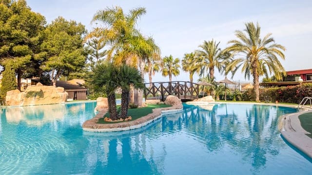 2 sypialnia Willa na sprzedaż w Monte Faro - Altomar II, Santa Pola z basenem garażem - 269 000 € (Ref: 9758079)