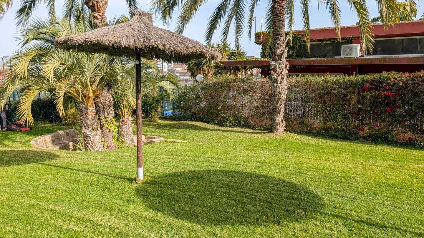 2 sypialnia Willa na sprzedaż w Gran Alacant z basenem garażem - 269 000 € (Ref: 9758079)