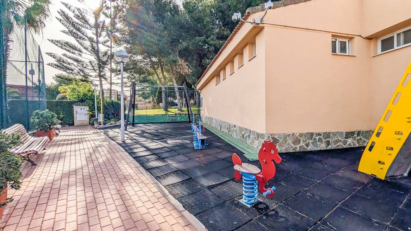 2 sypialnia Willa na sprzedaż w Gran Alacant z basenem garażem - 269 000 € (Ref: 9758079)