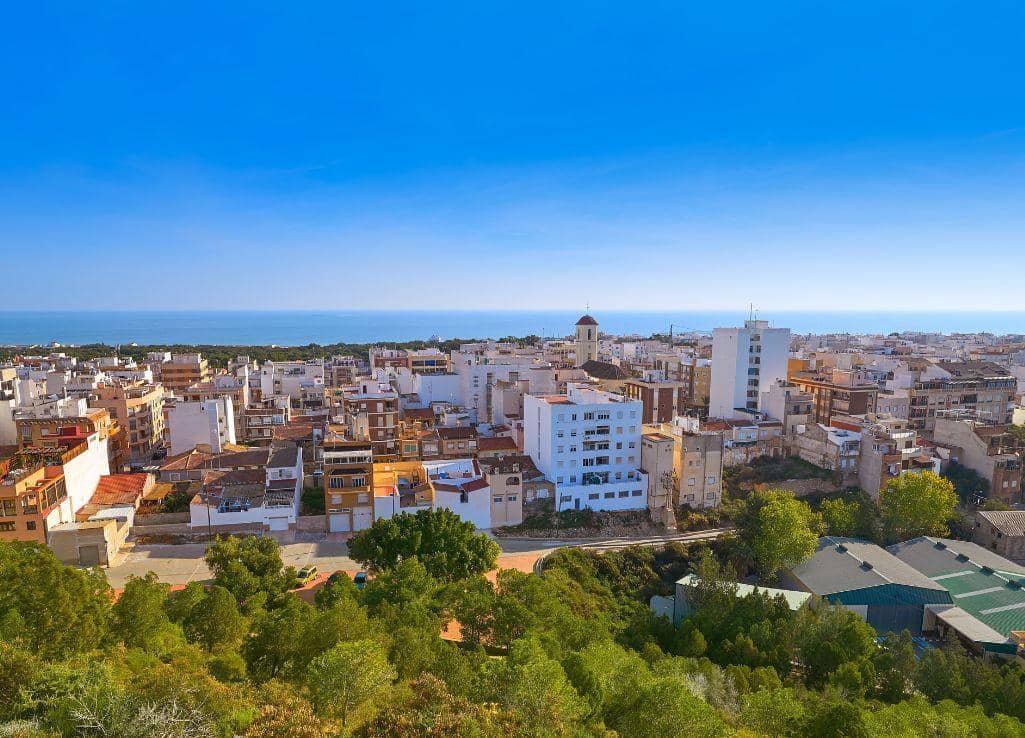 2 soveværelse Lejlighed til salg i Guardamar del Segura med swimmingpool - € 189.000 (Ref: 9763906)