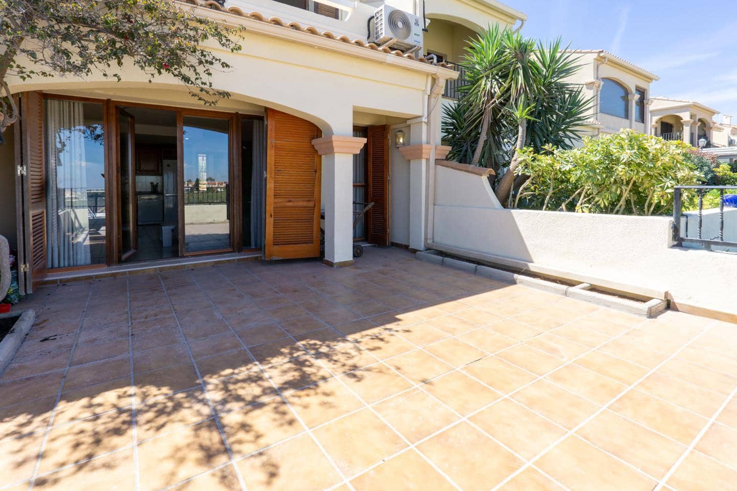 4 soveværelse Villa til salg i Gran Alacant med swimmingpool garage - € 379.000 (Ref: 9789766)