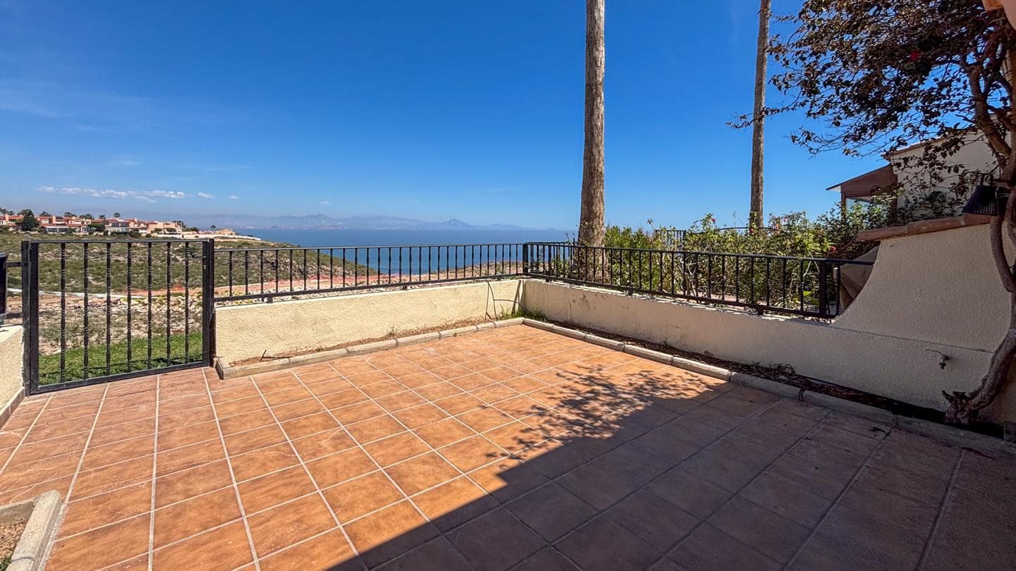 4 soveværelse Villa til salg i Gran Alacant med swimmingpool garage - € 379.000 (Ref: 9789766)