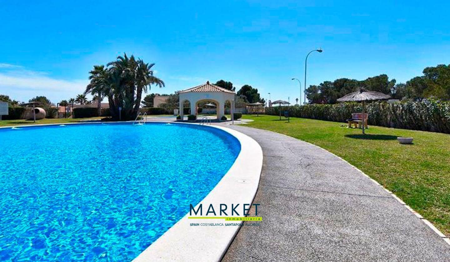 4 soveværelse Villa til salg i Gran Alacant med swimmingpool garage - € 379.000 (Ref: 9789766)