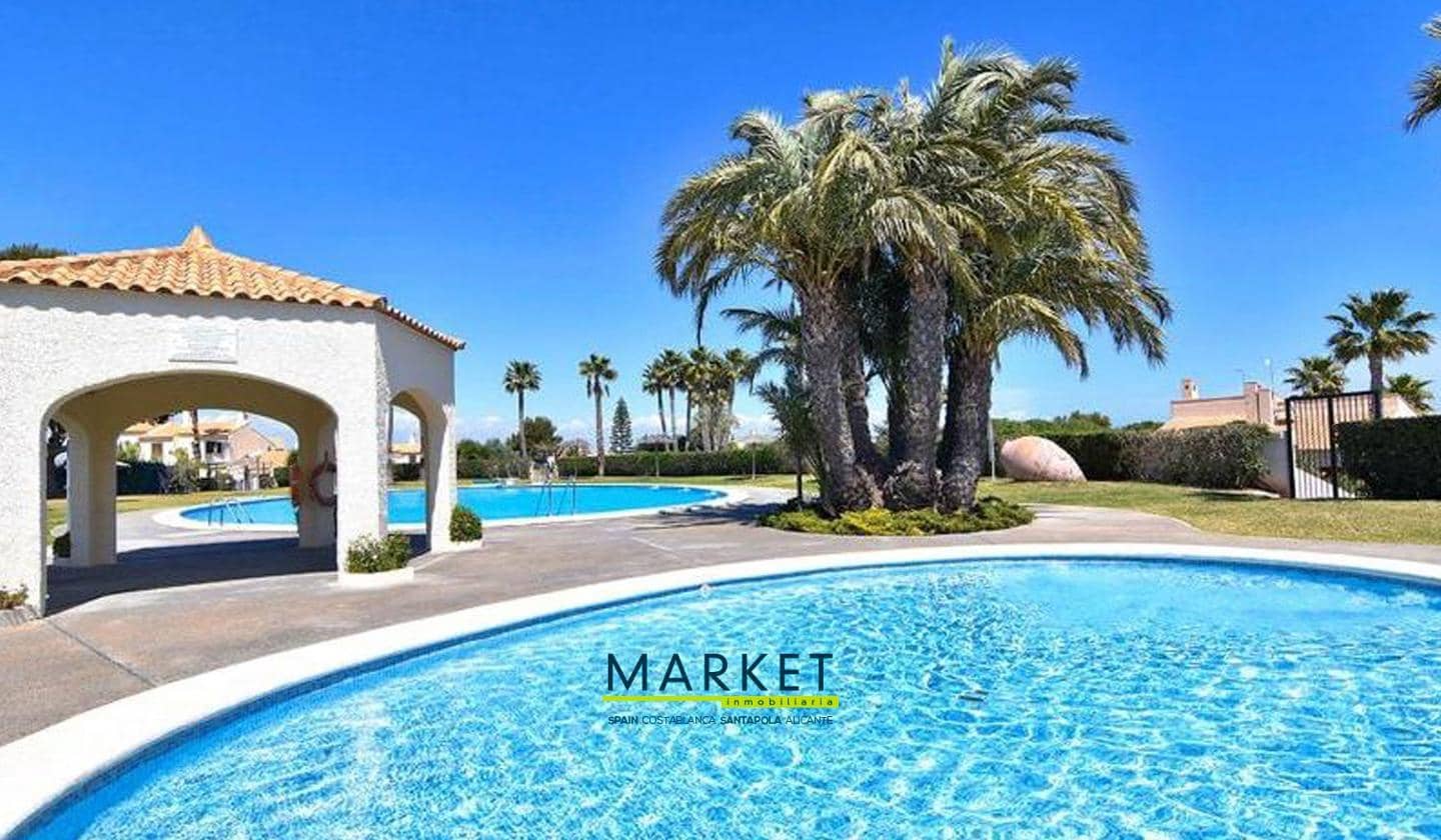 4 soveværelse Villa til salg i Gran Alacant med swimmingpool garage - € 379.000 (Ref: 9789766)