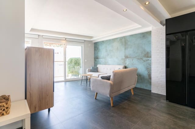 3 bedroom Flat for sale in Playa Levante, Santa Pola - € 414,900 (Ref: 9802823)