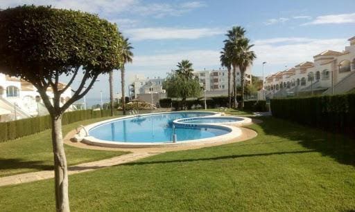 2 sovrum Villa till salu i Gran Alacant med pool - 209 000 € (Ref: 9808574)