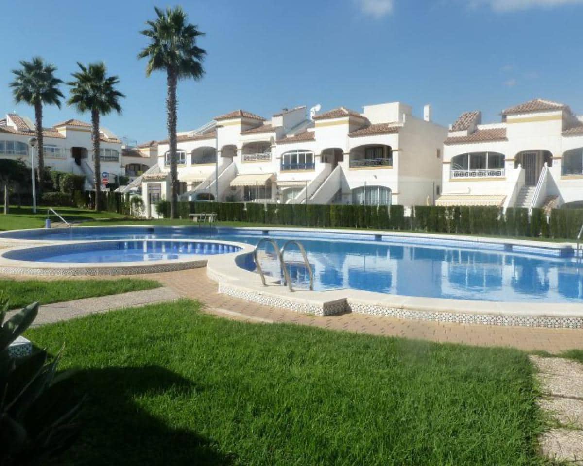 2 sovrum Villa till salu i Gran Alacant med pool - 209 000 € (Ref: 9808574)