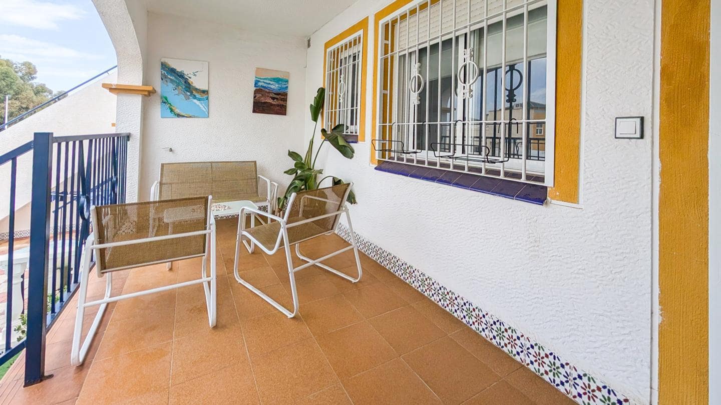 2 sovrum Villa till salu i Gran Alacant med pool - 209 000 € (Ref: 9808574)