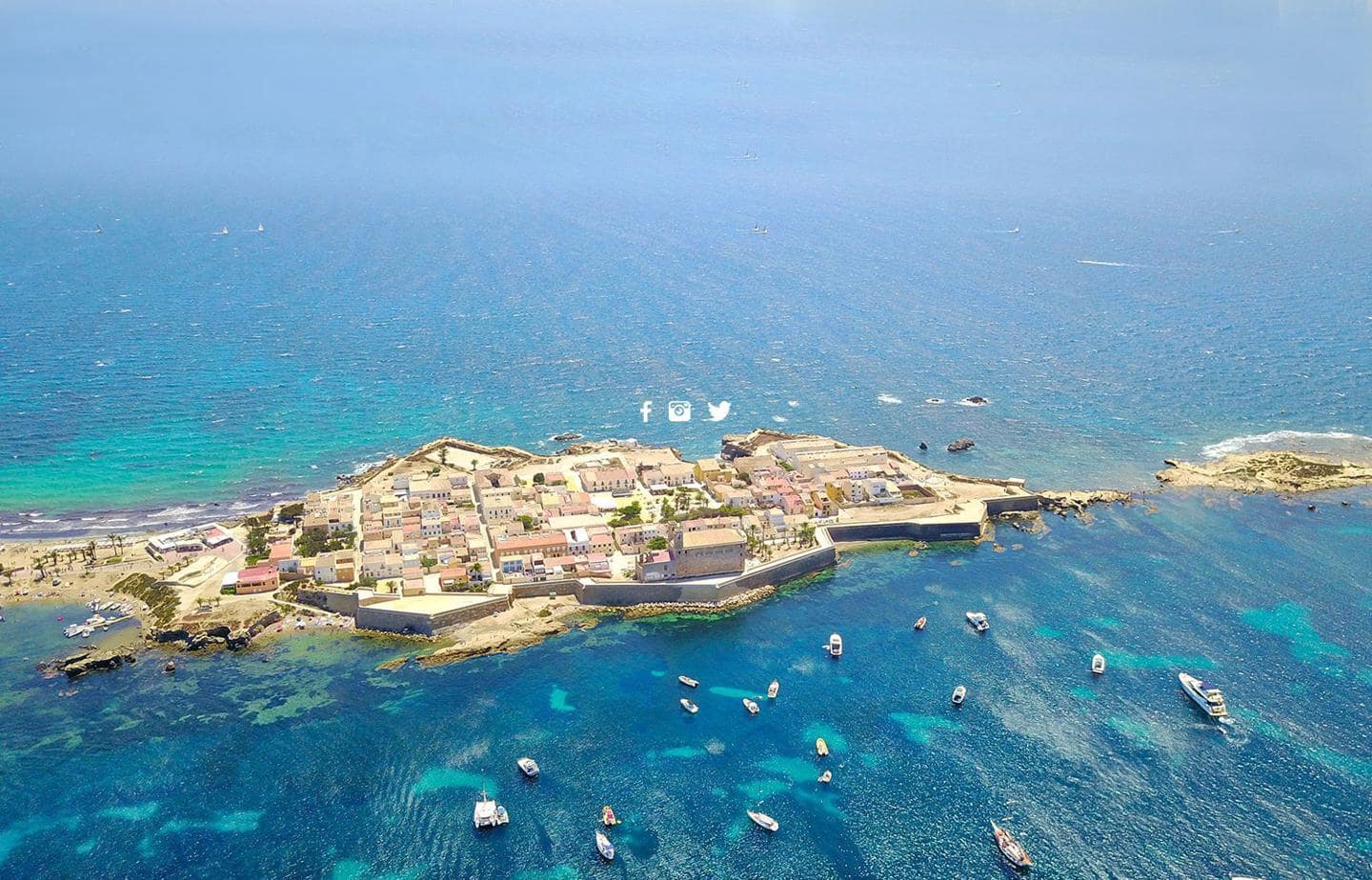 2 sovrum Villa till salu i Gran Alacant med pool - 209 000 € (Ref: 9808574)