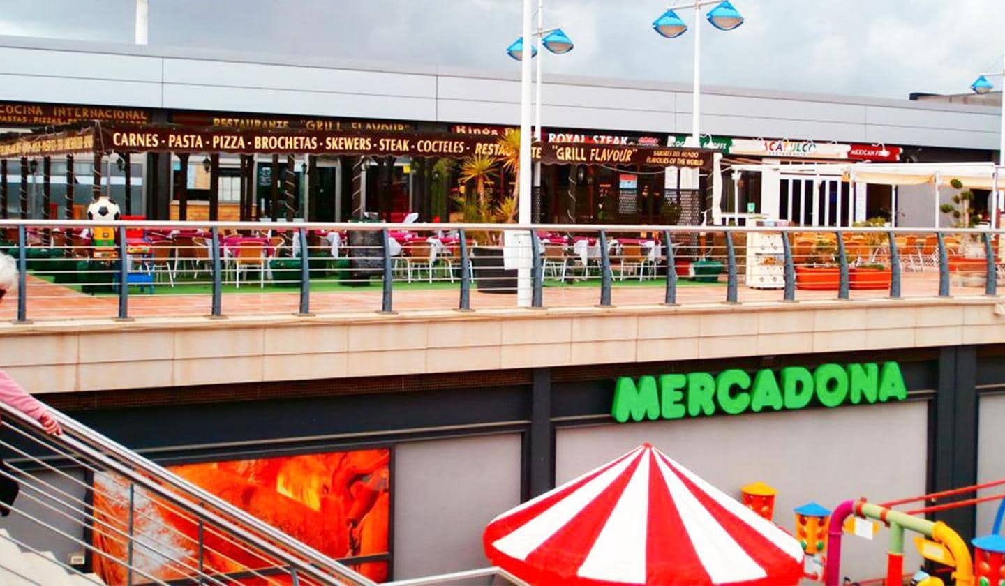 2 sovrum Villa till salu i Gran Alacant med pool - 209 000 € (Ref: 9808574)