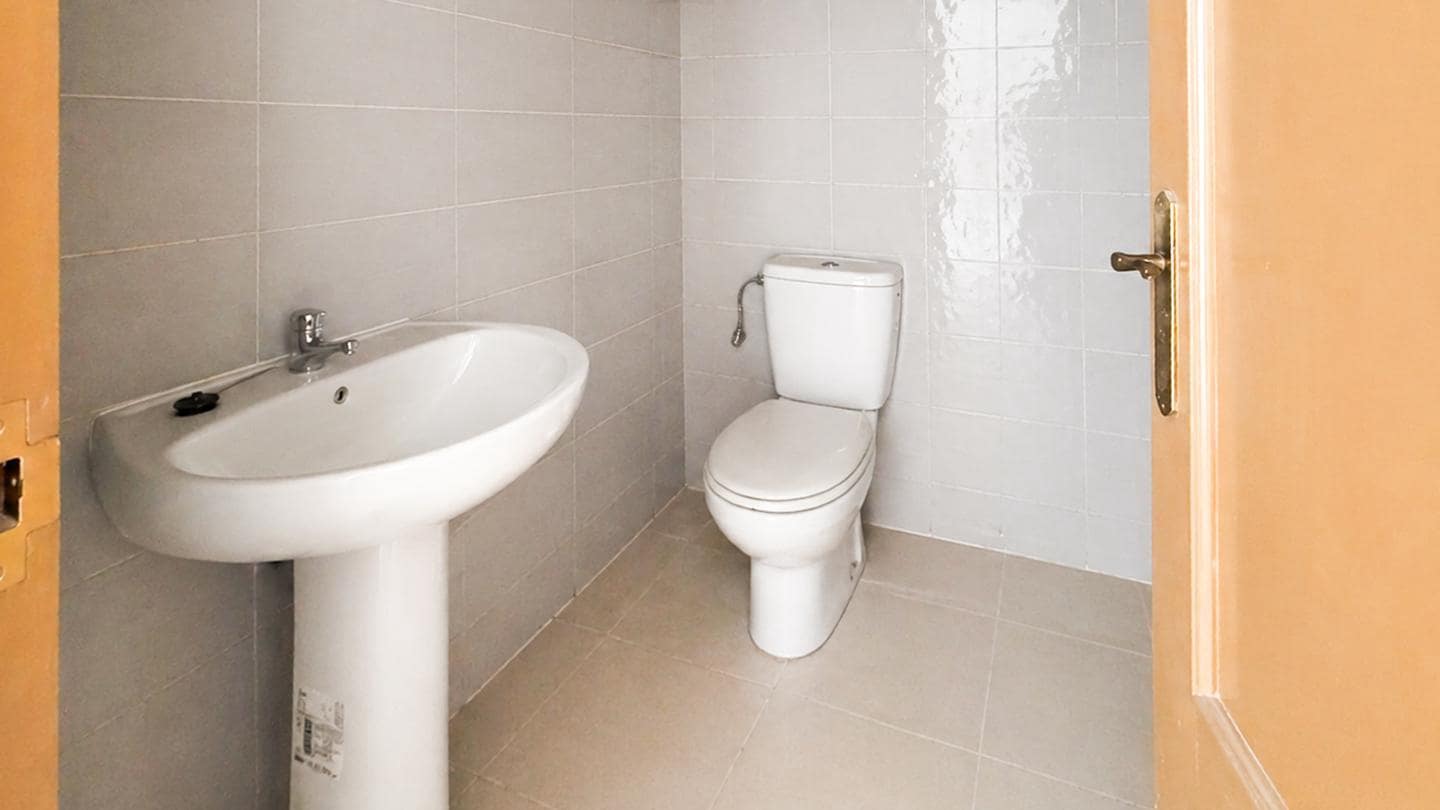 1 chambre Entreprise à vendre à Elche / Elx - 95 000 € (Ref: 9809405)