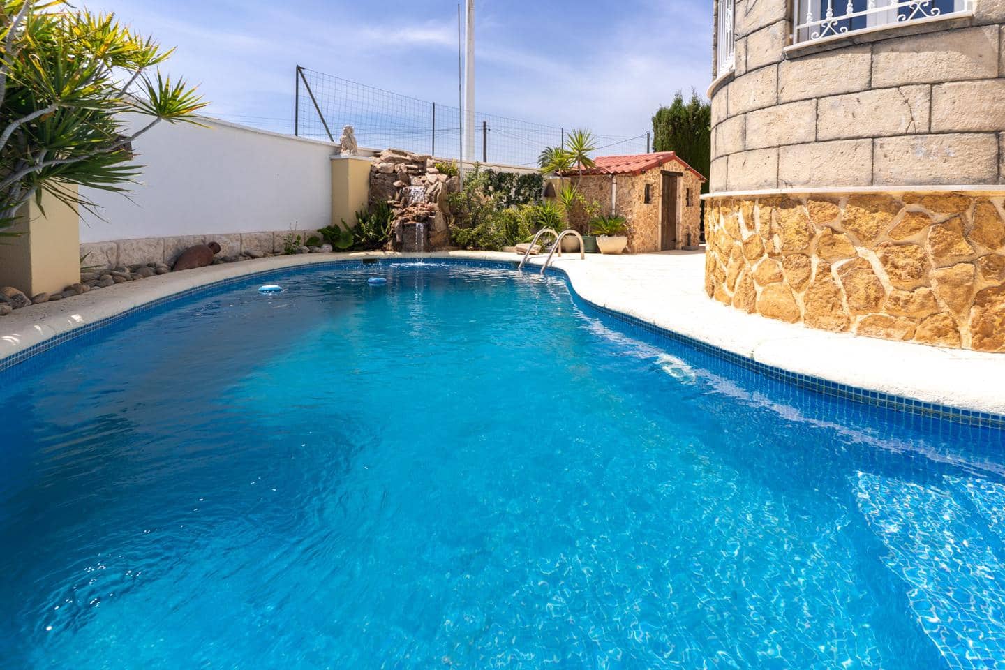 Chalet de 6 habitaciones en Elche / Elx en venta con piscina garaje - 520.000 € (Ref: 9809406)