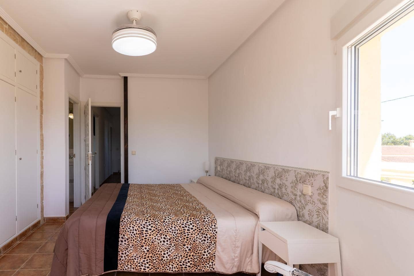 Chalet de 6 habitaciones en Elche / Elx en venta con piscina garaje - 520.000 € (Ref: 9809406)