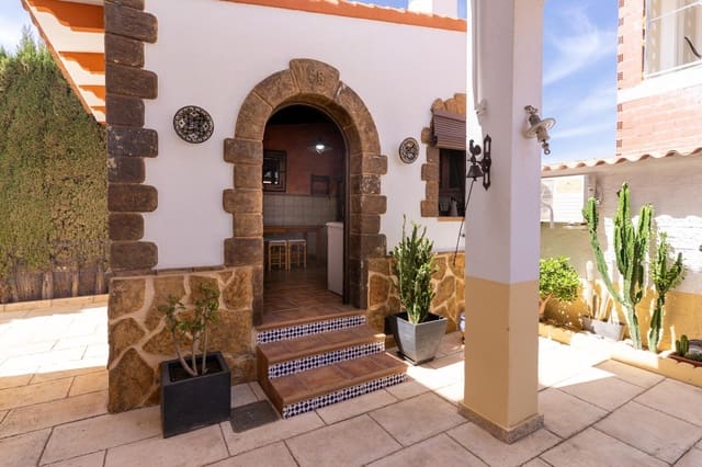 Chalet de 6 habitaciones en Valverde, Elche / Elx en venta con piscina garaje - 520.000 € (Ref: 9809406)