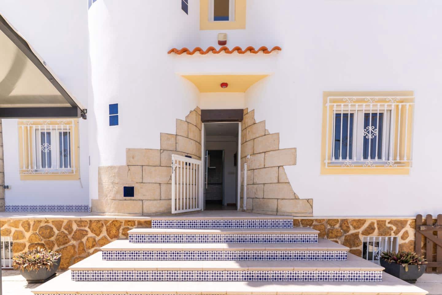 Chalet de 6 habitaciones en Elche / Elx en venta con piscina garaje - 520.000 € (Ref: 9809406)