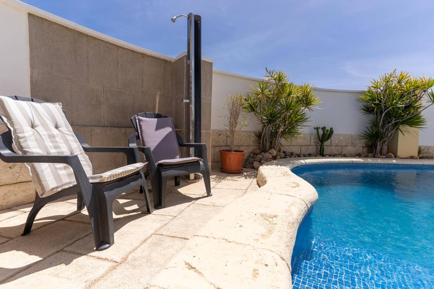 Chalet de 6 habitaciones en Elche / Elx en venta con piscina garaje - 520.000 € (Ref: 9809406)