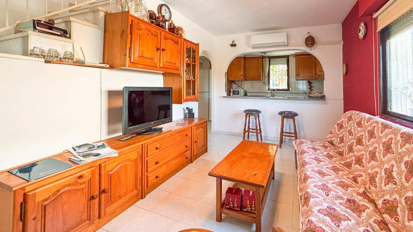 3 bedroom Villa for sale in Gran Alacant with pool - € 290,000 (Ref: 9816512)