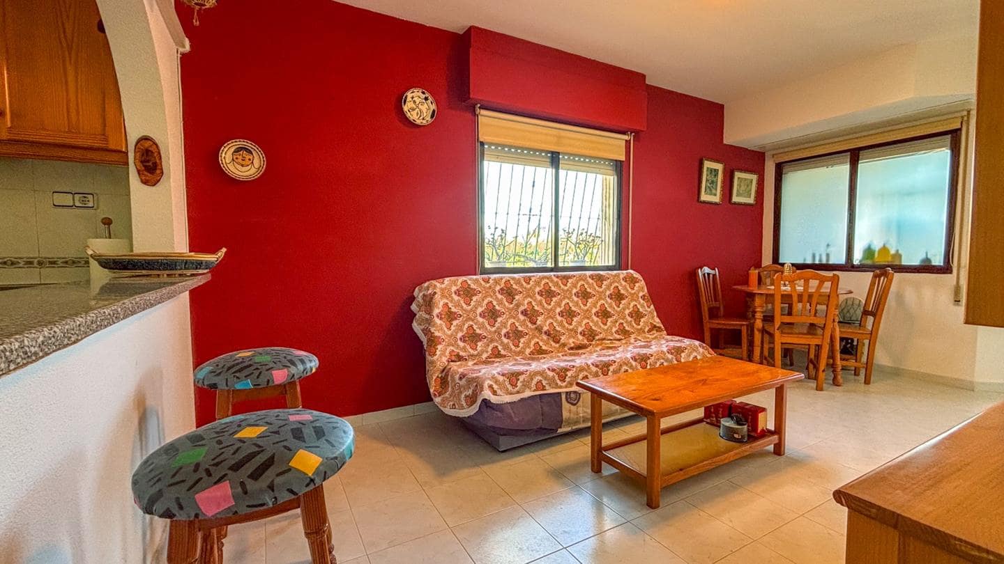 3 bedroom Villa for sale in Gran Alacant with pool - € 290,000 (Ref: 9816512)