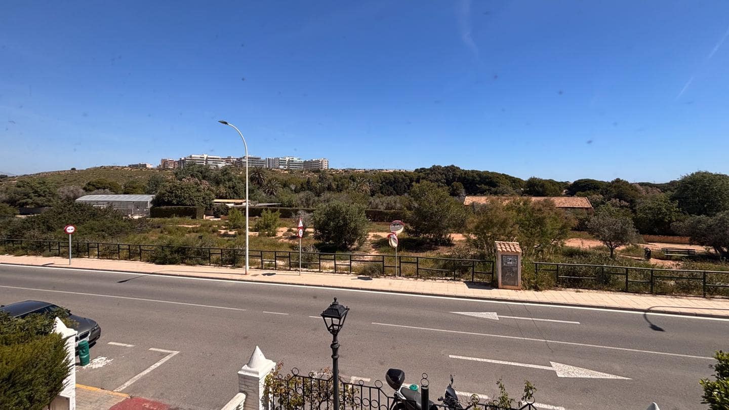 3 bedroom Villa for sale in Gran Alacant with pool - € 290,000 (Ref: 9816512)