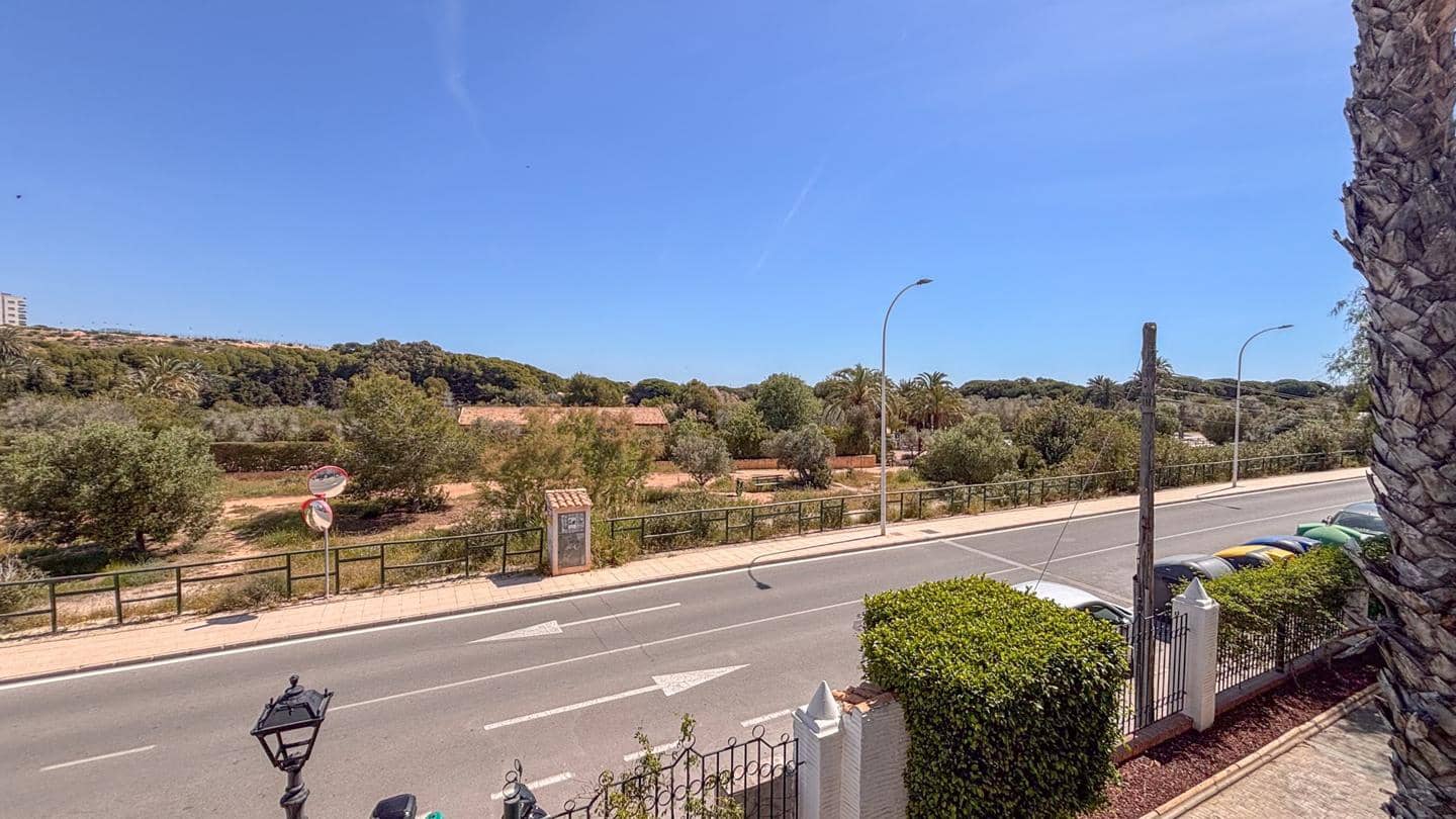 3 bedroom Villa for sale in Gran Alacant with pool - € 290,000 (Ref: 9816512)