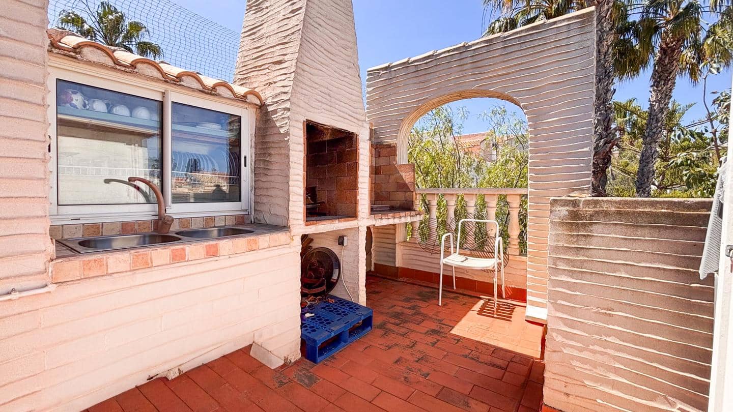 3 bedroom Villa for sale in Gran Alacant with pool - € 290,000 (Ref: 9816512)