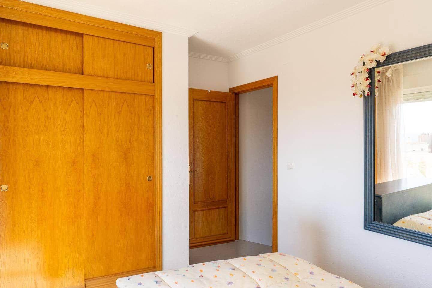 3 sypialnia Willa na sprzedaż w Santa Pola z basenem garażem - 319 000 € (Ref: 9824039)