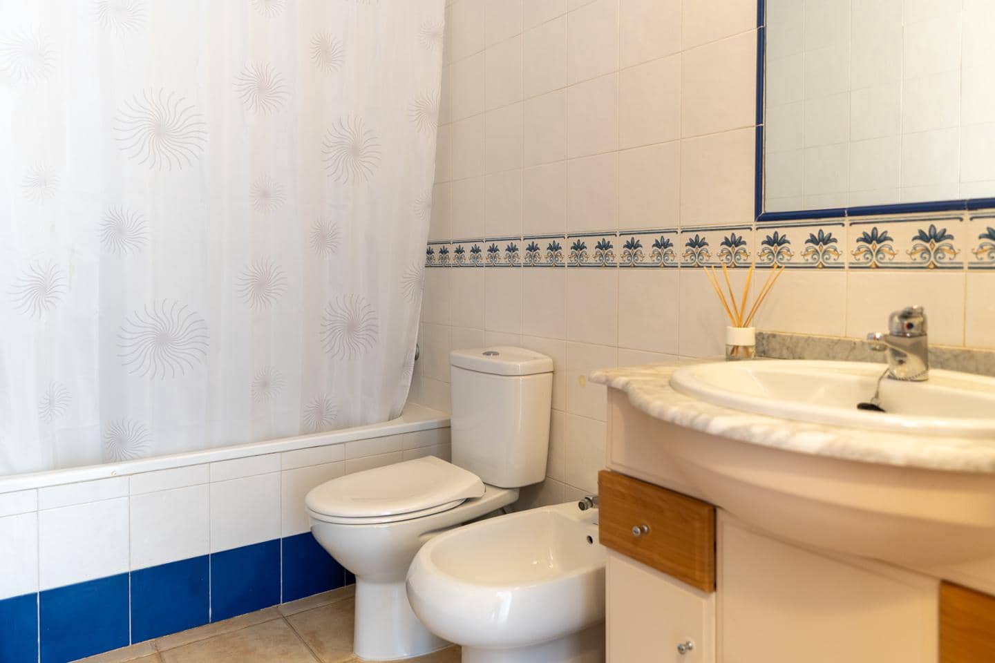 3 sypialnia Willa na sprzedaż w Santa Pola z basenem garażem - 319 000 € (Ref: 9824039)