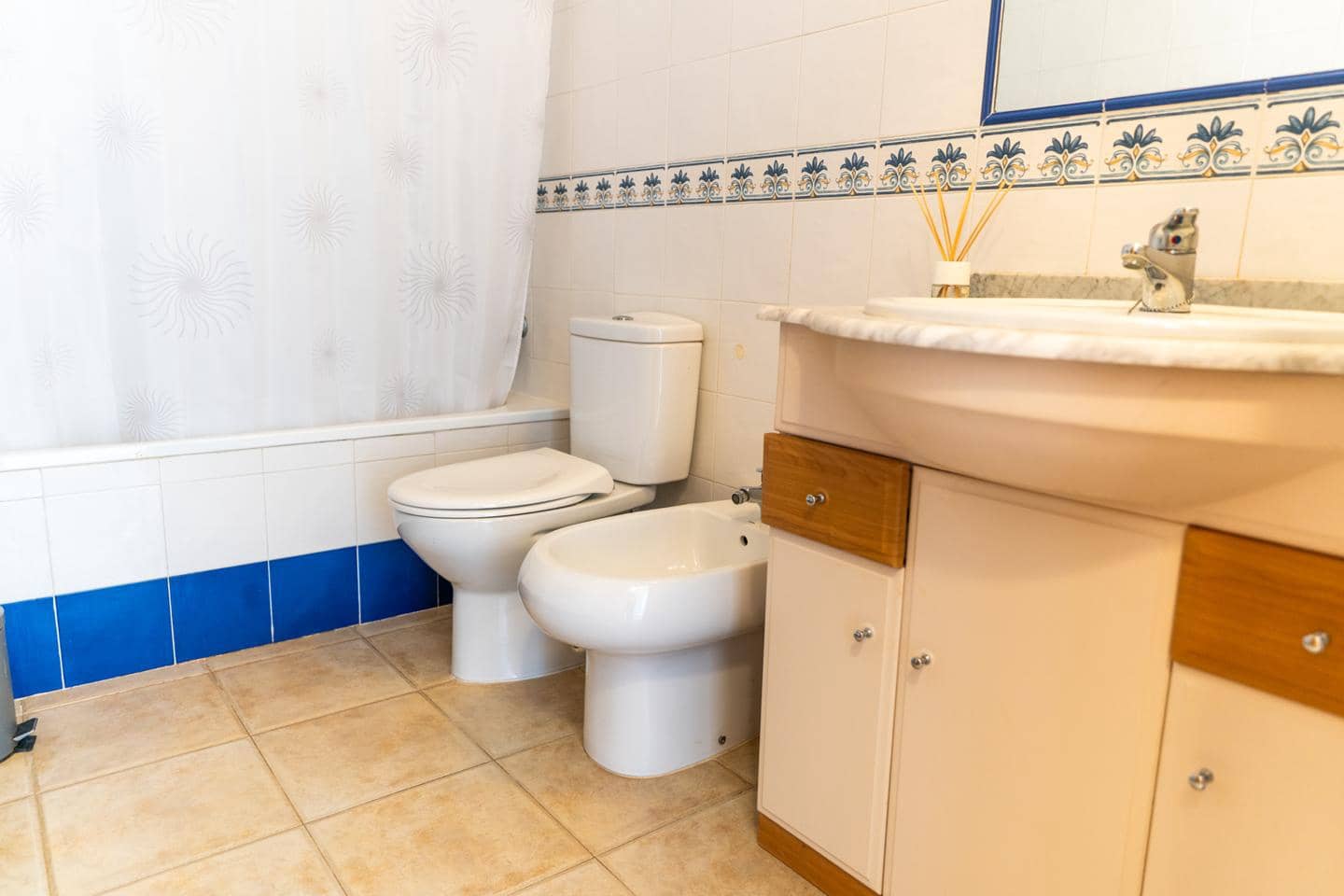 3 sypialnia Willa na sprzedaż w Santa Pola z basenem garażem - 319 000 € (Ref: 9824039)