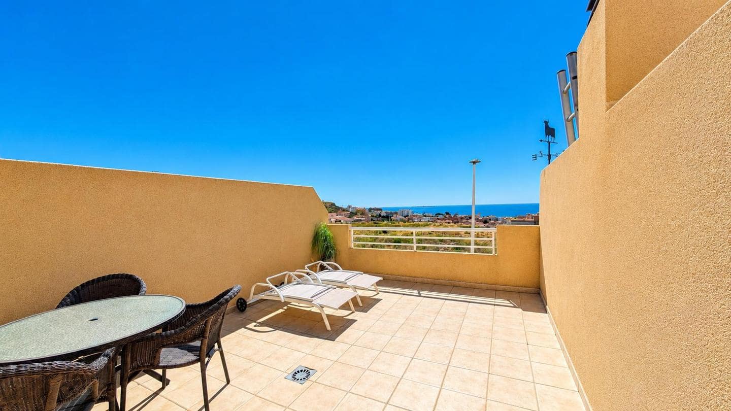 3 sypialnia Willa na sprzedaż w Santa Pola z basenem garażem - 319 000 € (Ref: 9824039)
