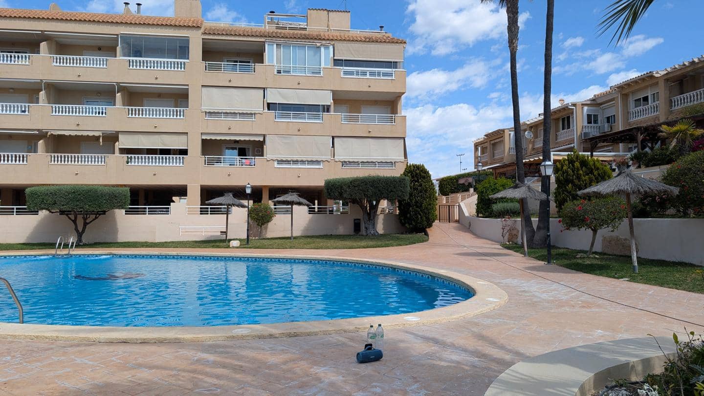 3 sypialnia Willa na sprzedaż w Santa Pola z basenem garażem - 319 000 € (Ref: 9824039)