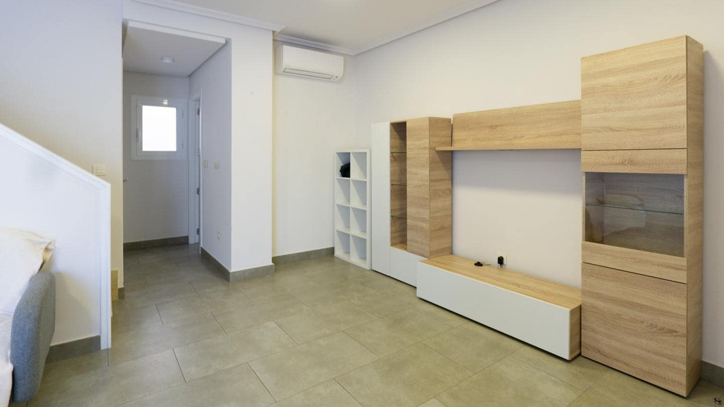3 sypialnia Willa na sprzedaż w Santa Pola z basenem garażem - 395 000 € (Ref: 9827395)