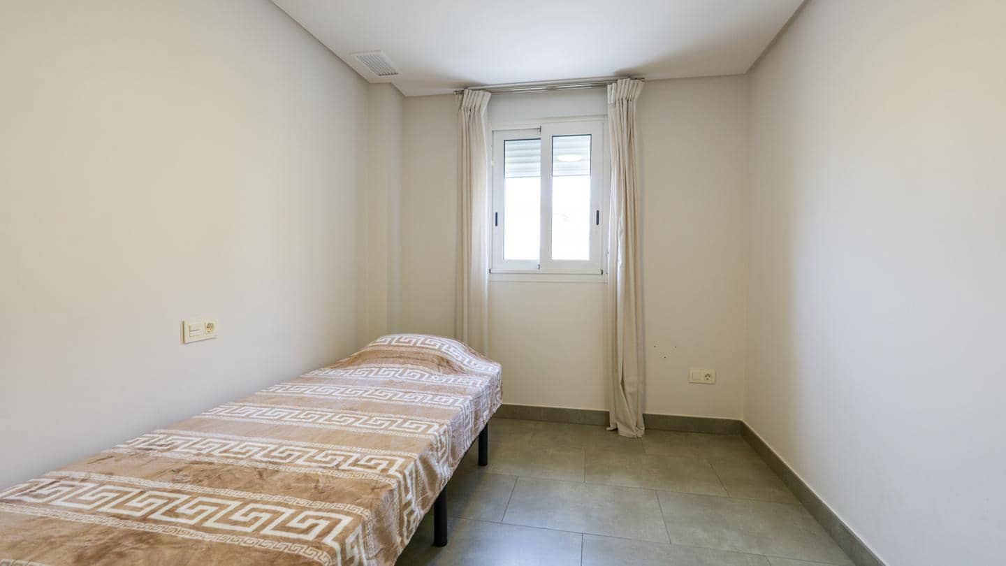 3 sypialnia Willa na sprzedaż w Santa Pola z basenem garażem - 395 000 € (Ref: 9827395)