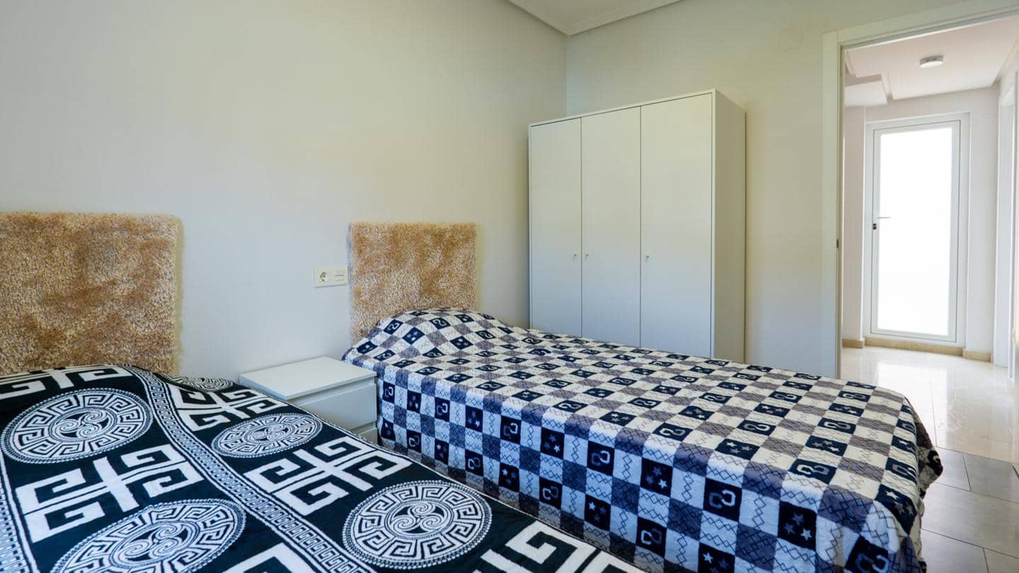 3 sypialnia Willa na sprzedaż w Santa Pola z basenem garażem - 395 000 € (Ref: 9827395)