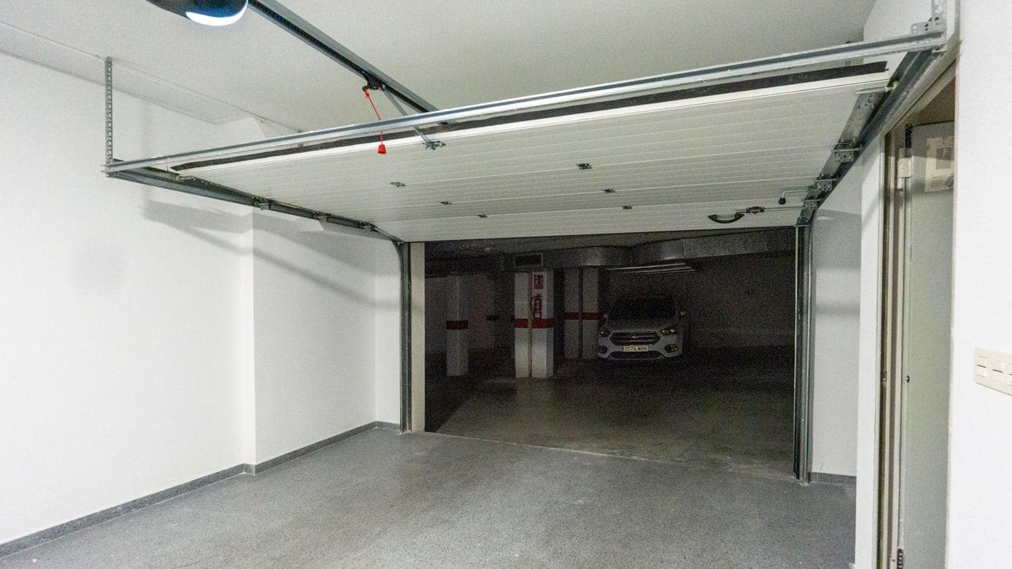 3 sypialnia Willa na sprzedaż w Santa Pola z basenem garażem - 395 000 € (Ref: 9827395)